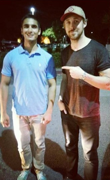 2015 - August 12 - Ryan and a fan in LA - Instagram:  © sharptosh
